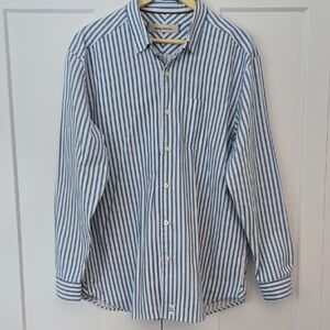 Tommy Bahama Men's Striped Blue and White Shirt